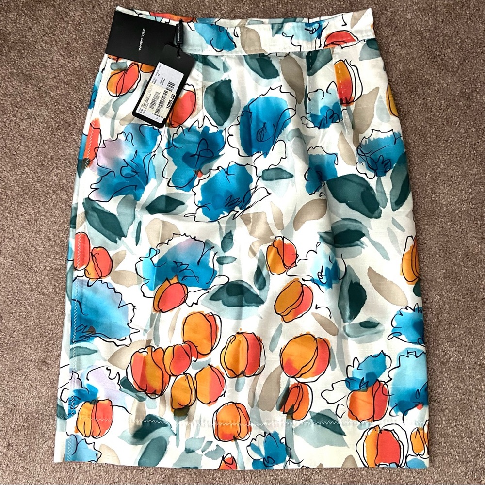 DOLCE & GABBANA Silk Knee Length Floral Skirt Size 42
